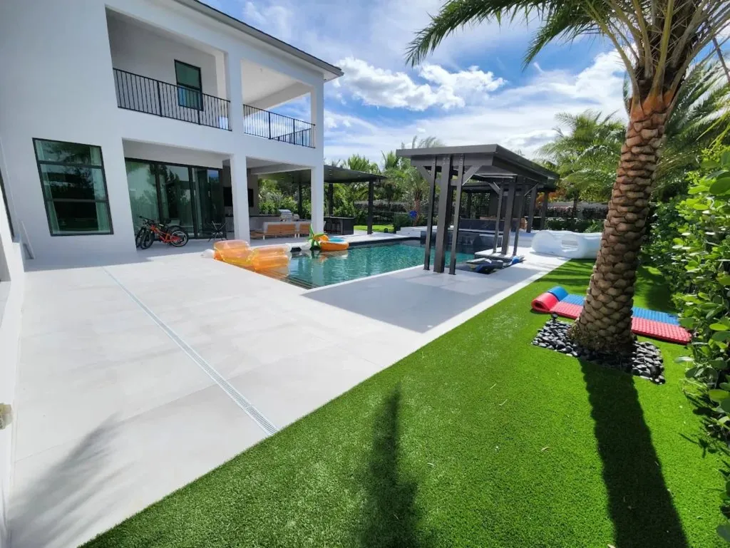 FM Pools & Outdoor Living photo 4