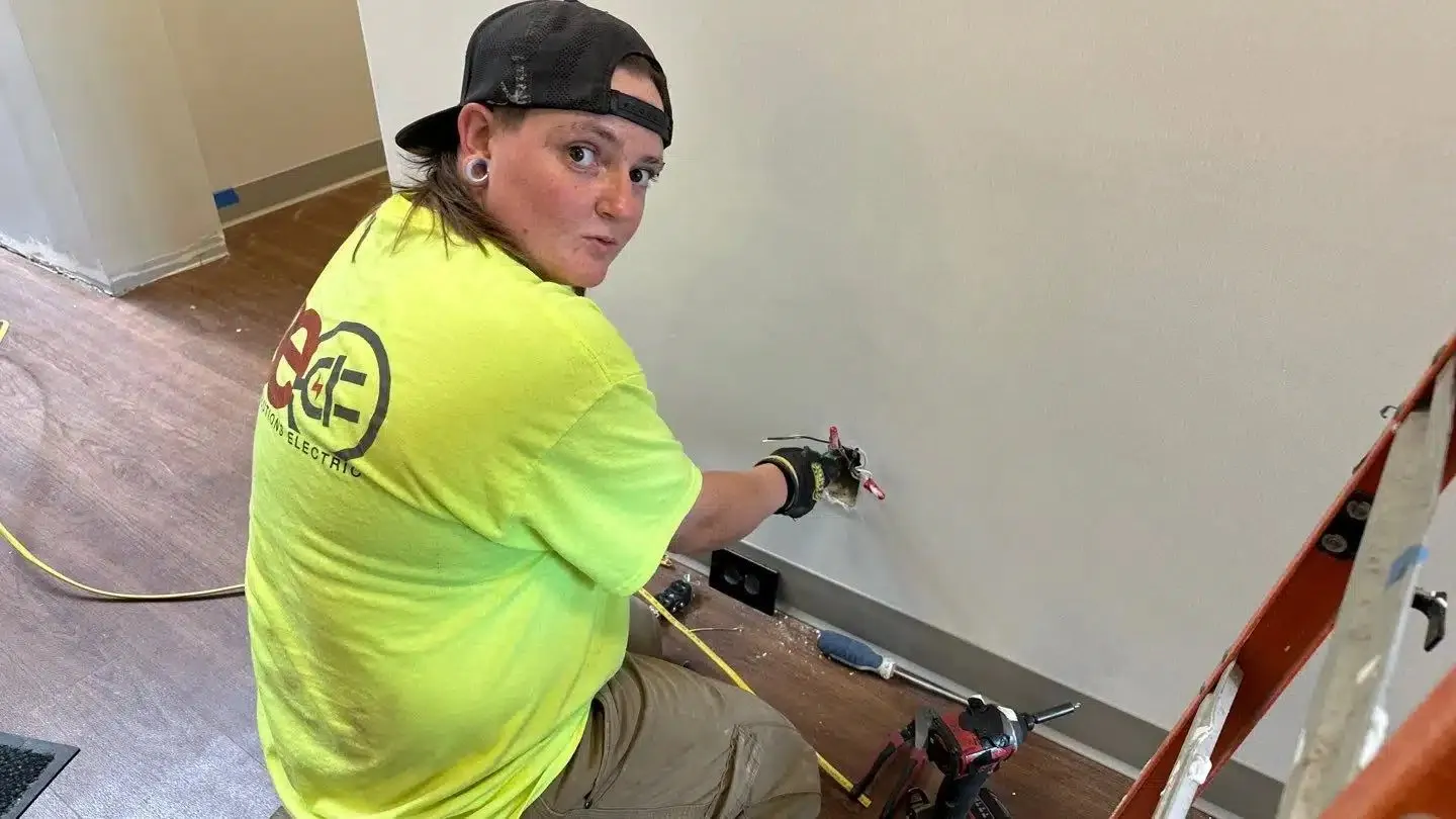 Current Solutions Electric photo 6