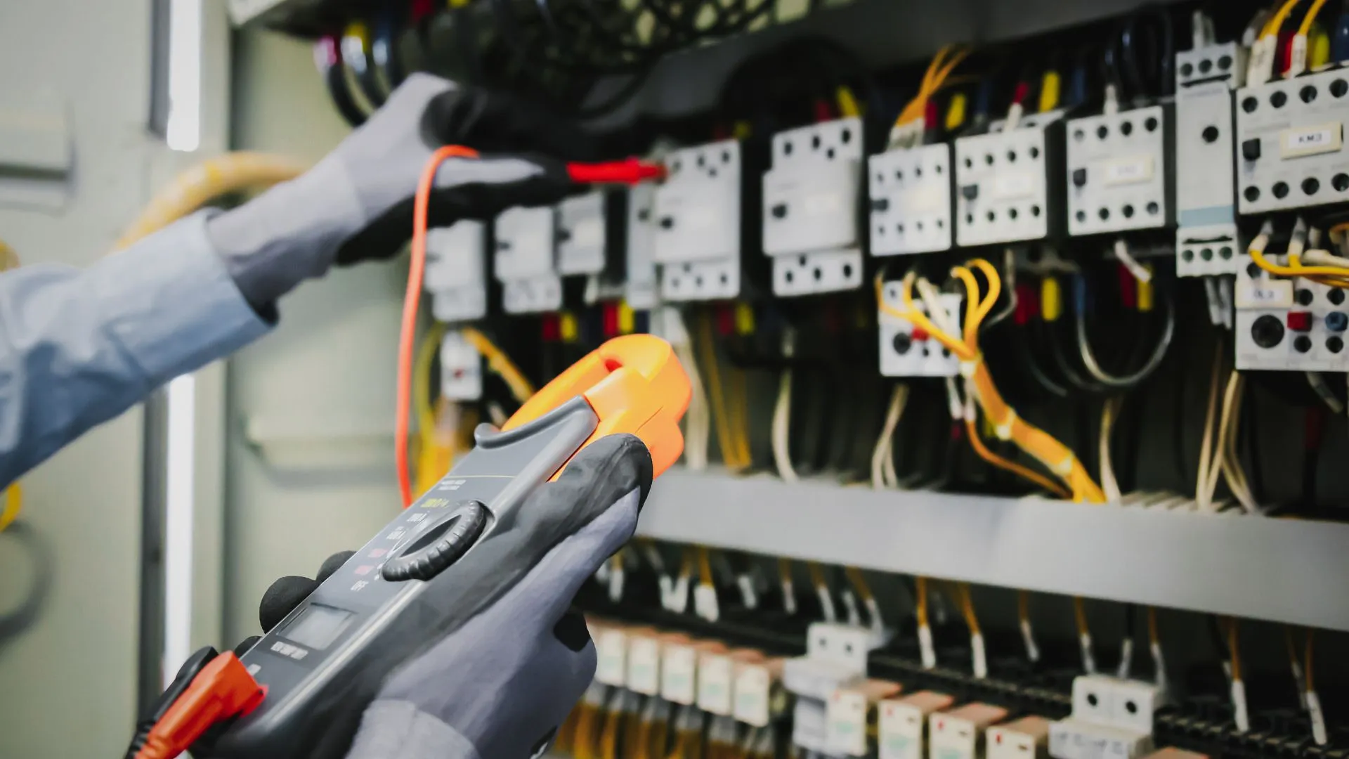 Emertech Electrical photo 1