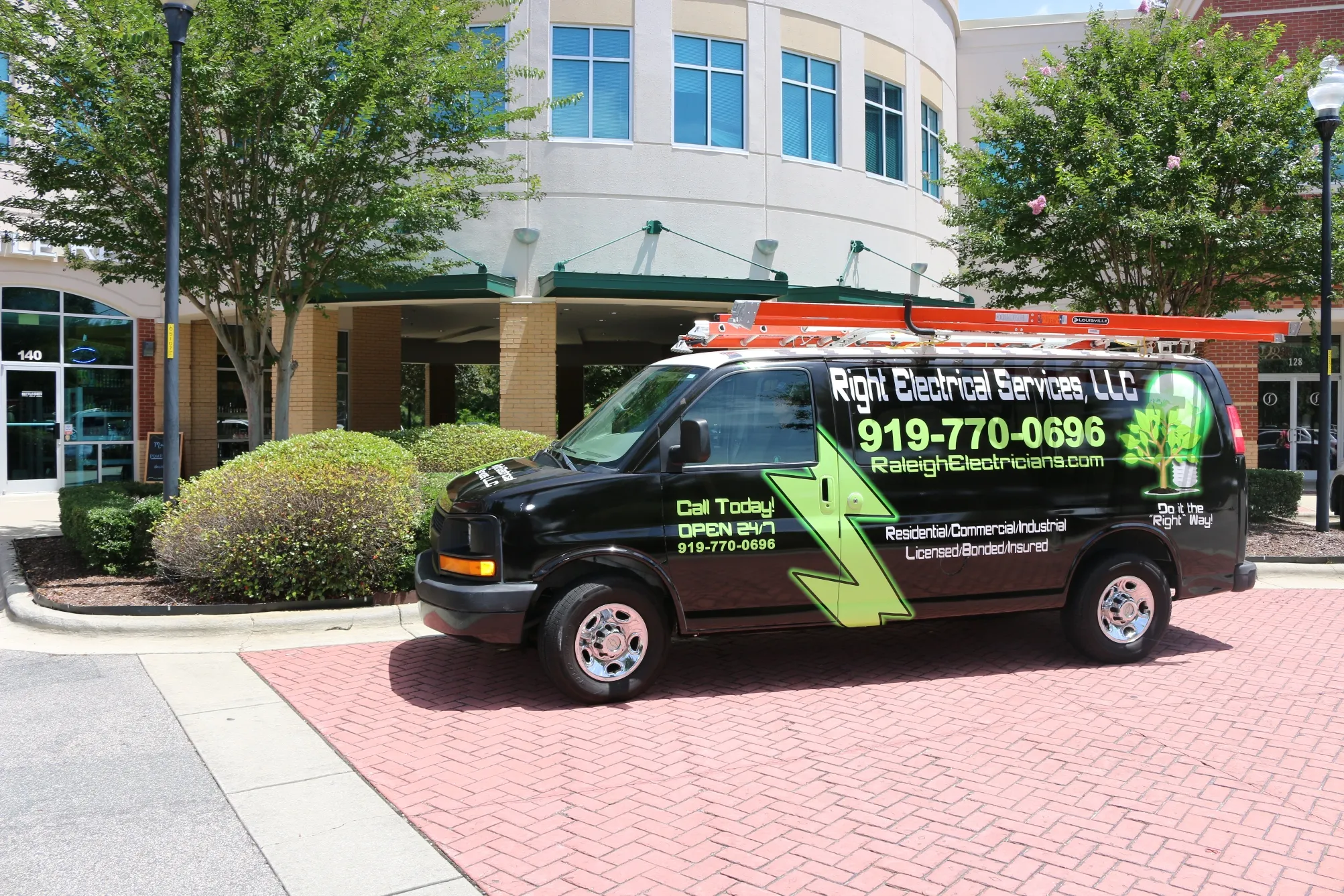 Right Electrical Services LLC photo 3