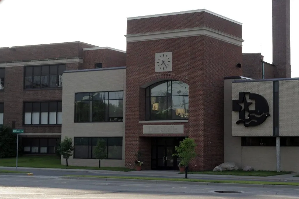 Heating & Air Conditioning Contractors photo 2