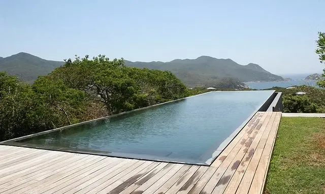 Márquez Pool plastering and construction photo 2