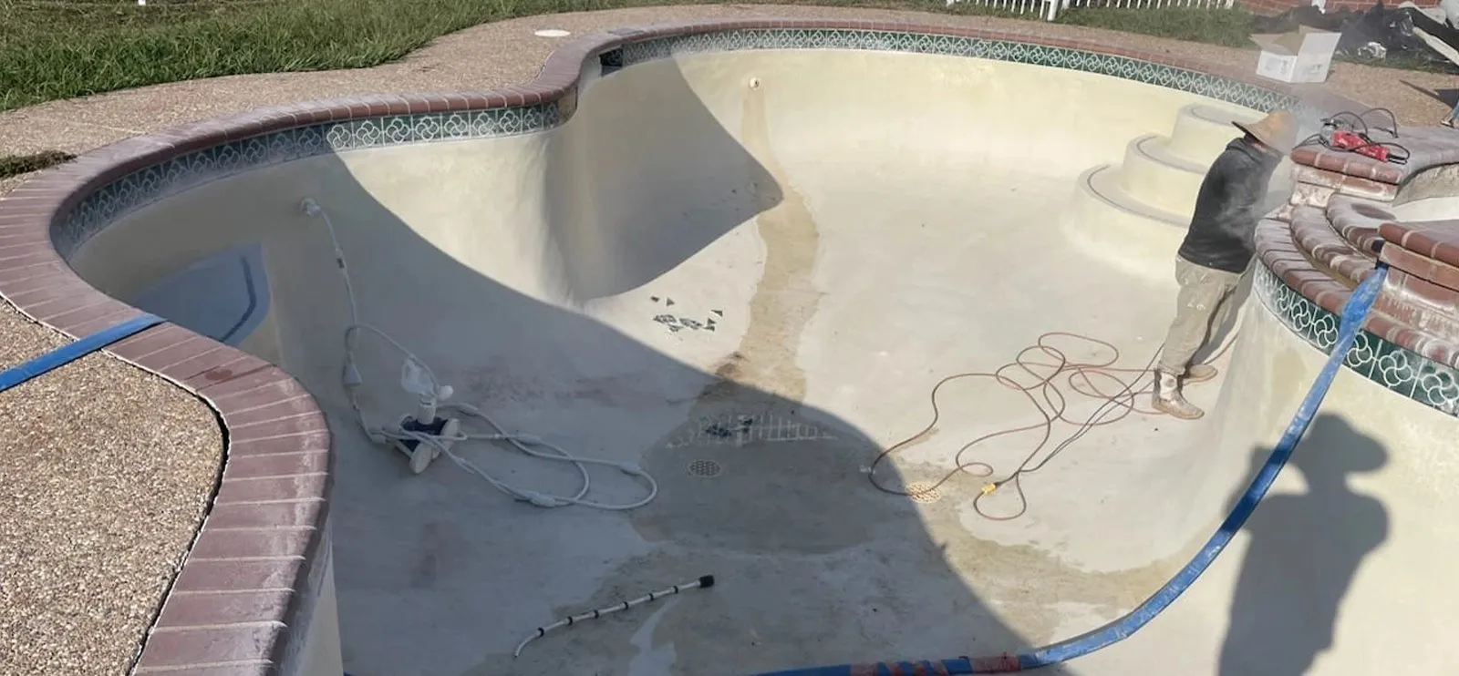 Mr. Pool Leak Repair - Dallas photo 8