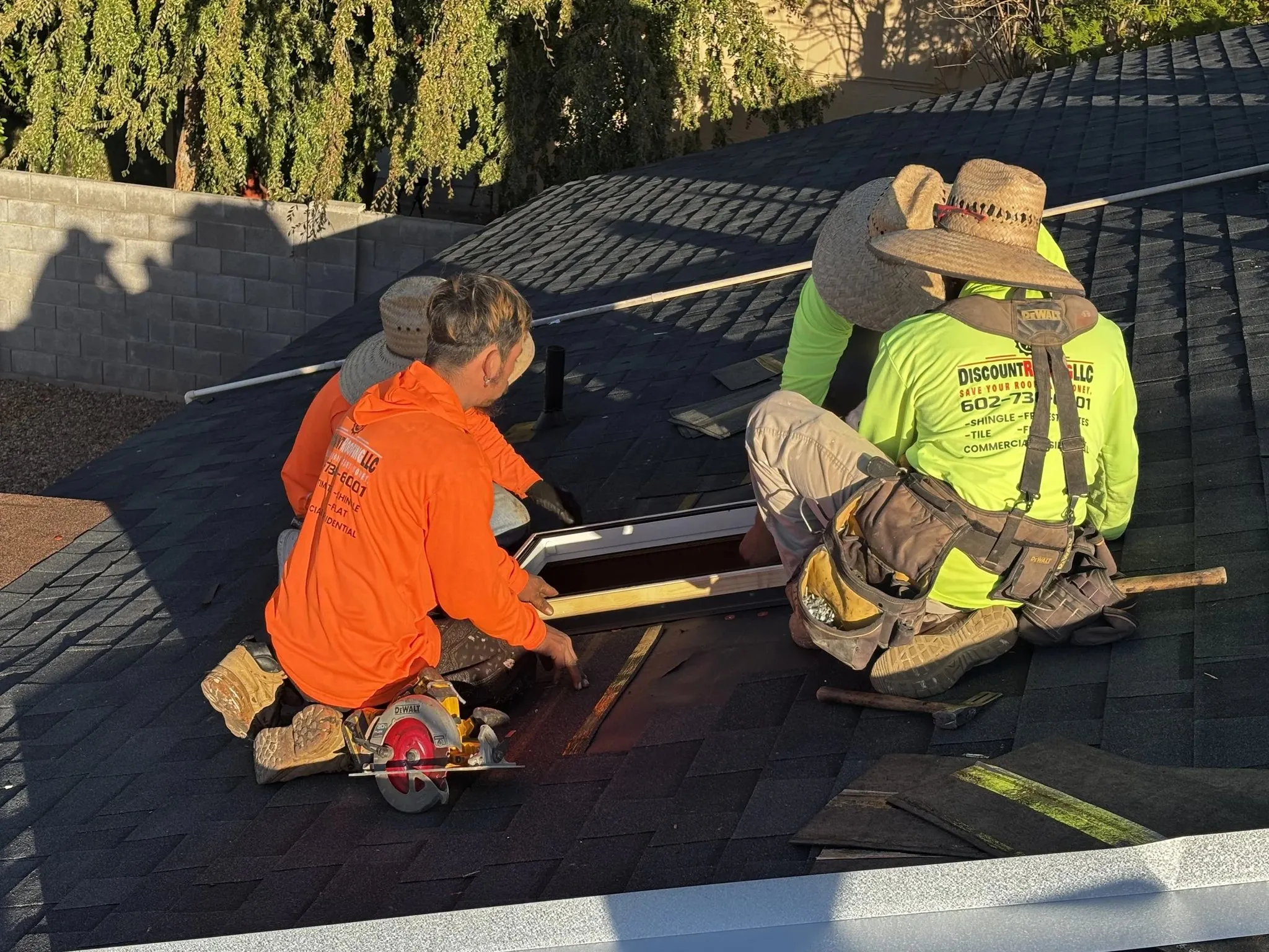 Discount Roofing LLC photo 1