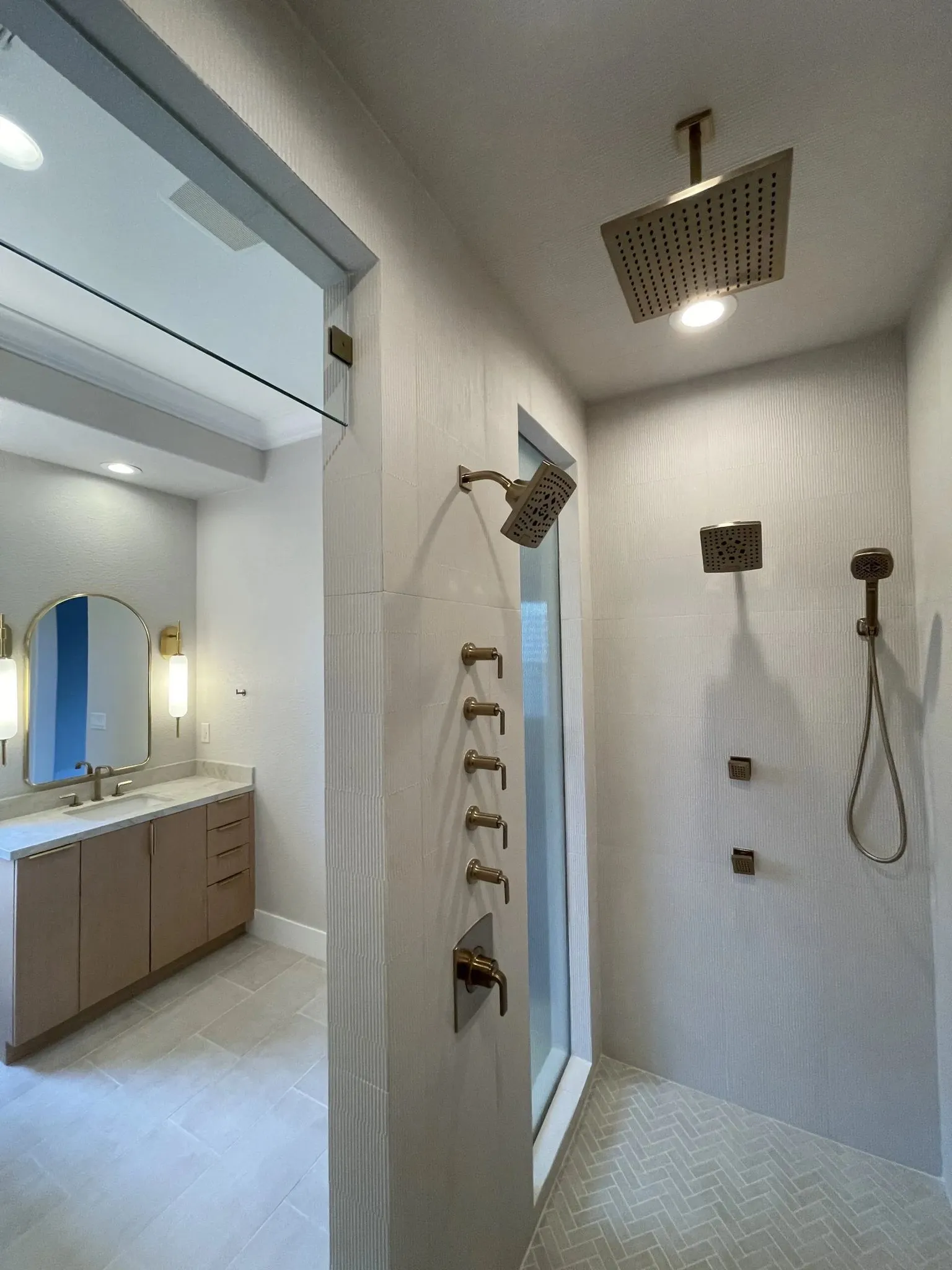 Immediate Response Electric photo 6