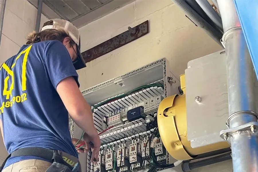 Marshall Electric Inc photo 5