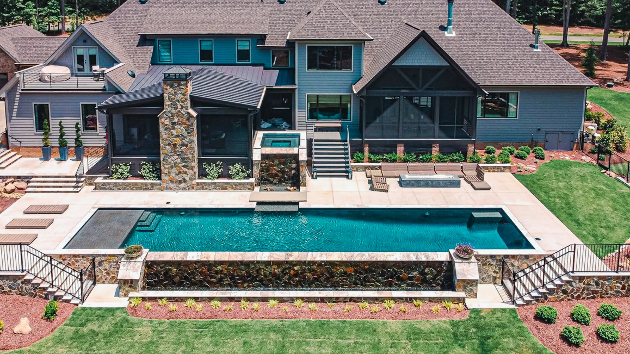 Liquid Designs photo 1