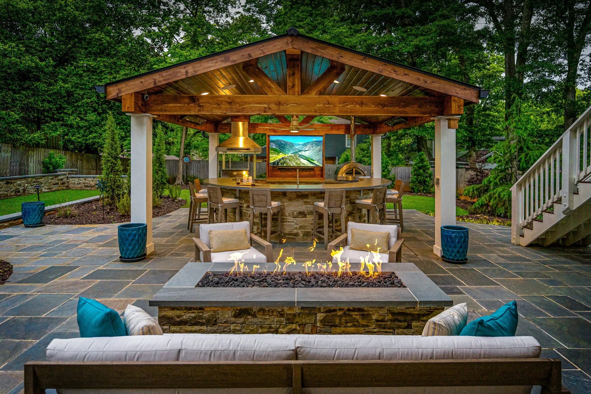 Outdoor Makeover and Living Spaces photo 7