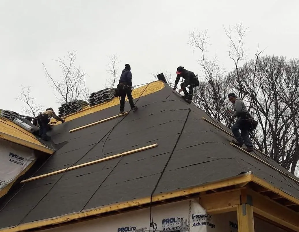 Reyes roofing photo 1