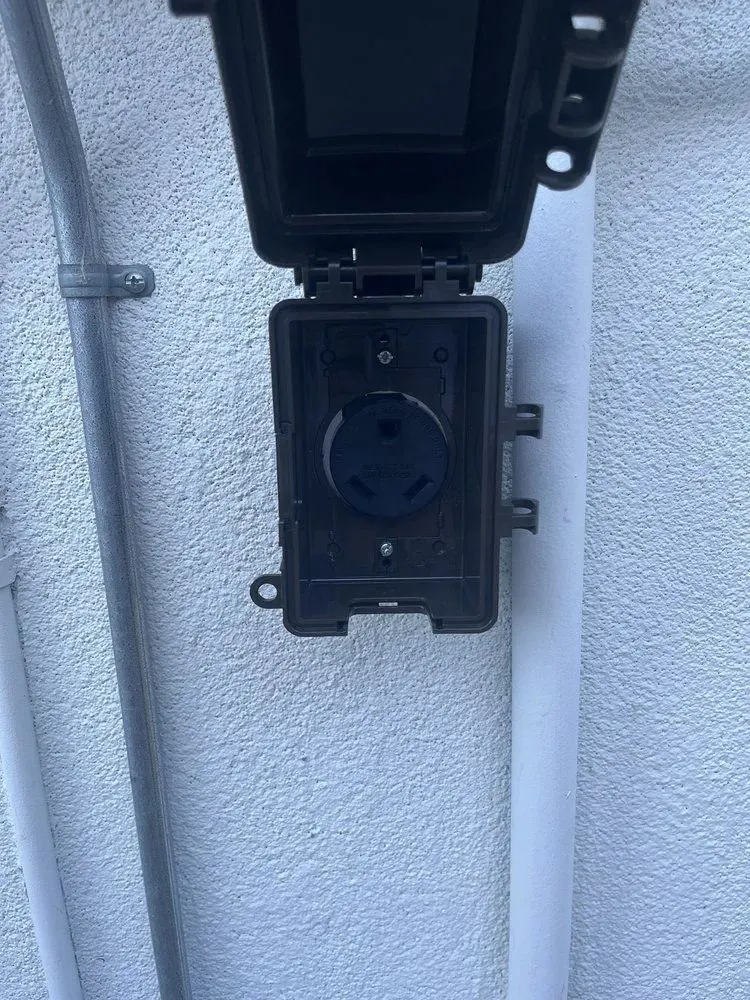 Kensington Electric photo 4