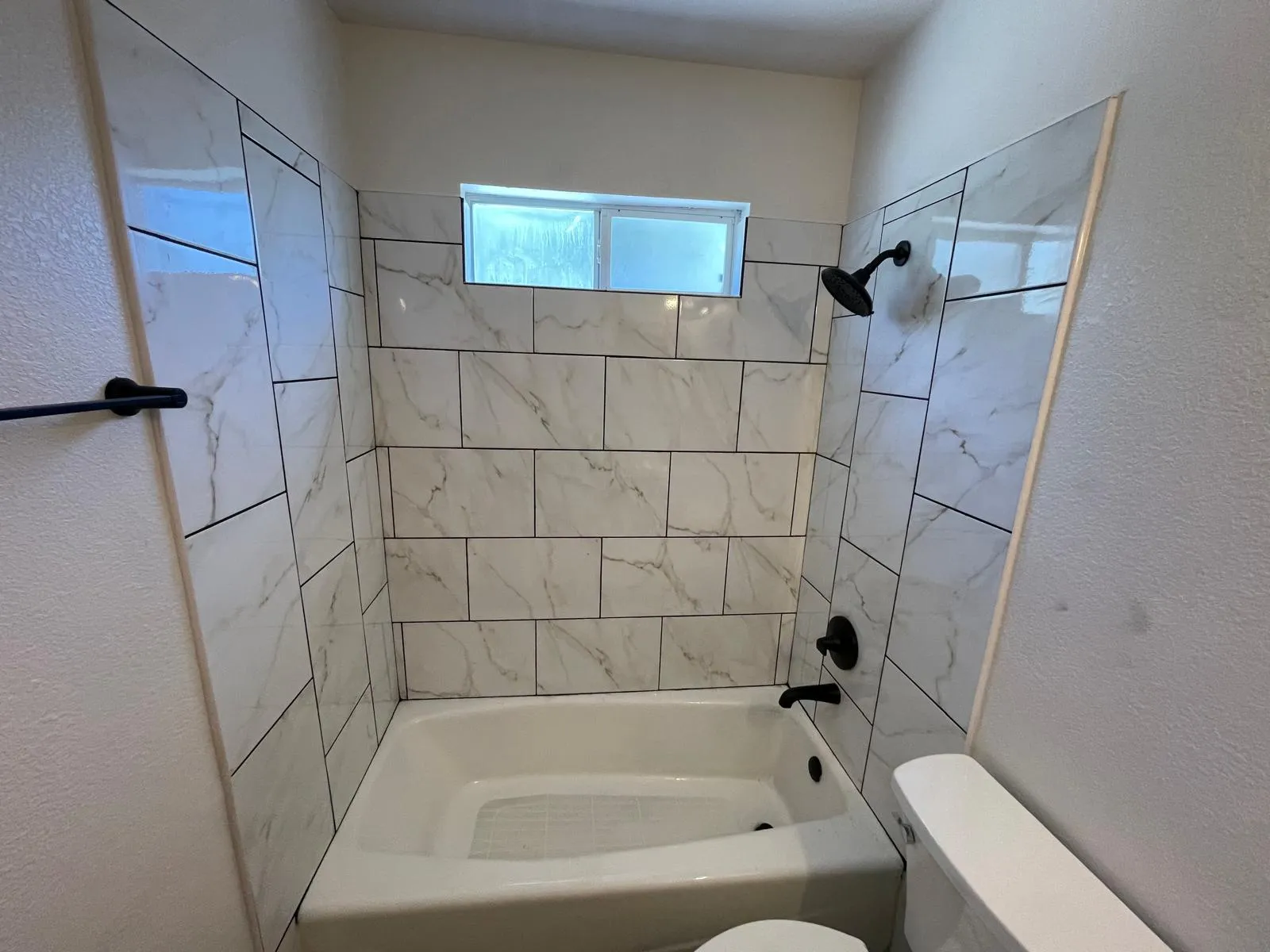 Lorenzo's Contractor Roofing & Remodeling photo 5