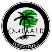Emerald Custom Pools logo