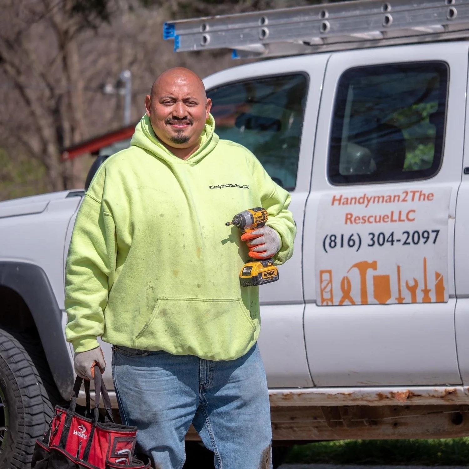 Handyman 2 The Rescue LLC logo