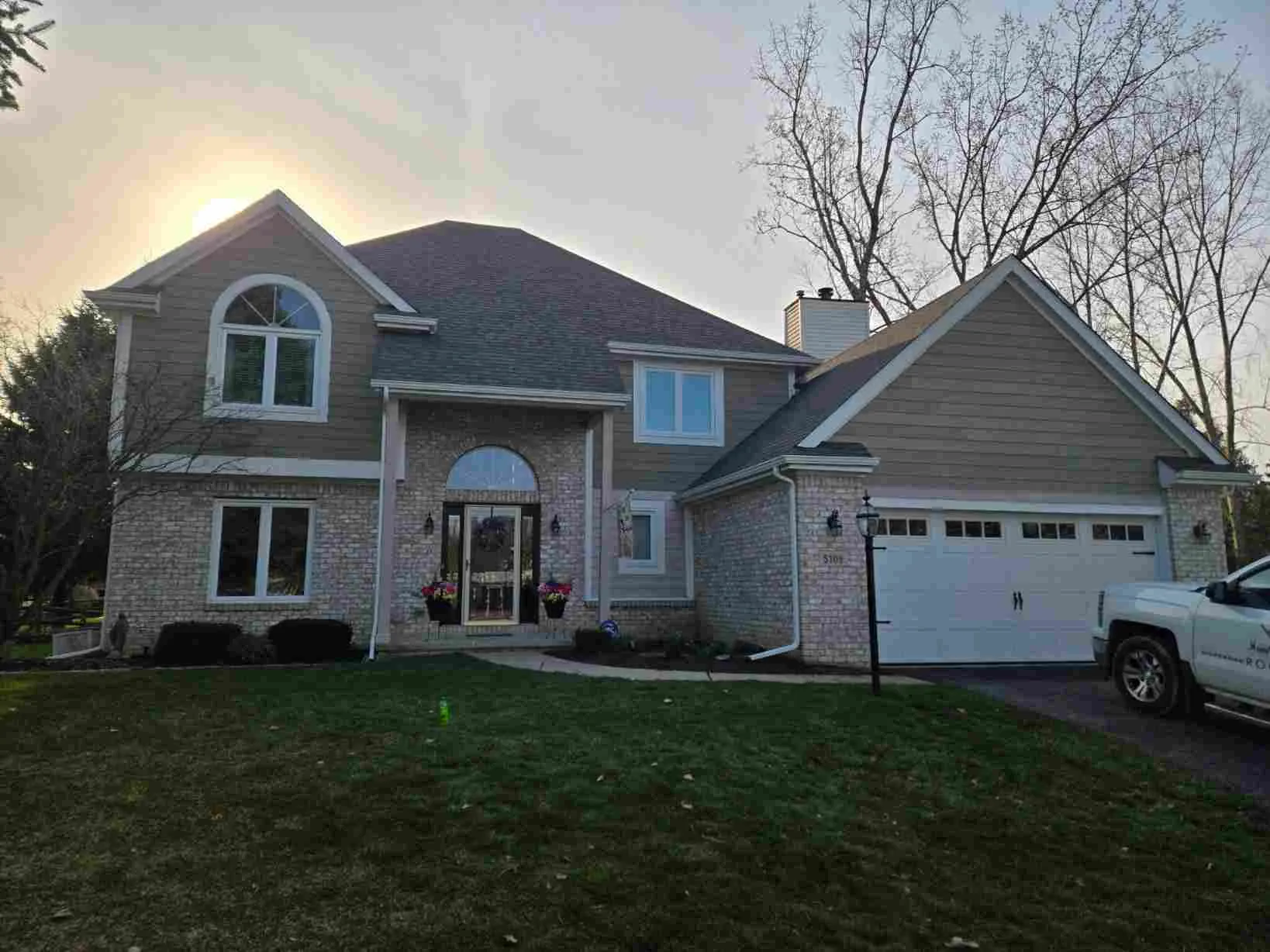 Frontline Roofing, LLC photo 4