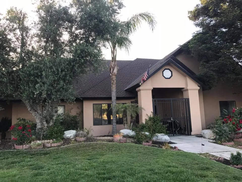 Bakersfield Roofing Inc photo 3