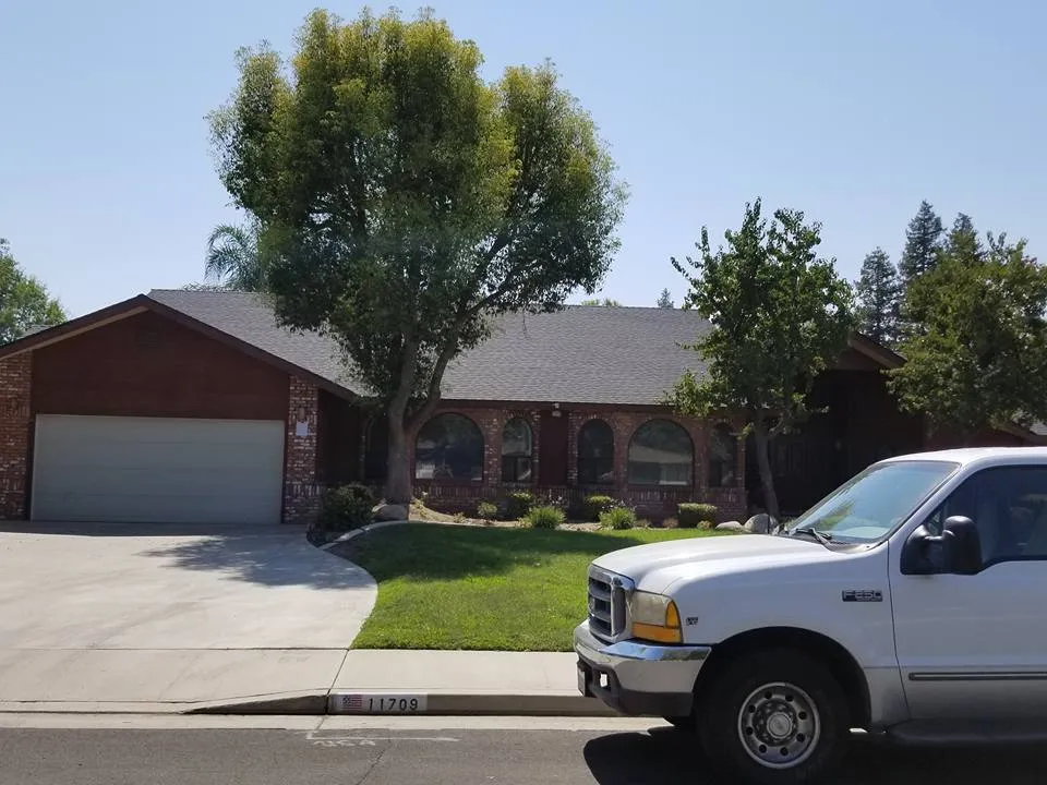 Bakersfield Roofing Inc photo 9