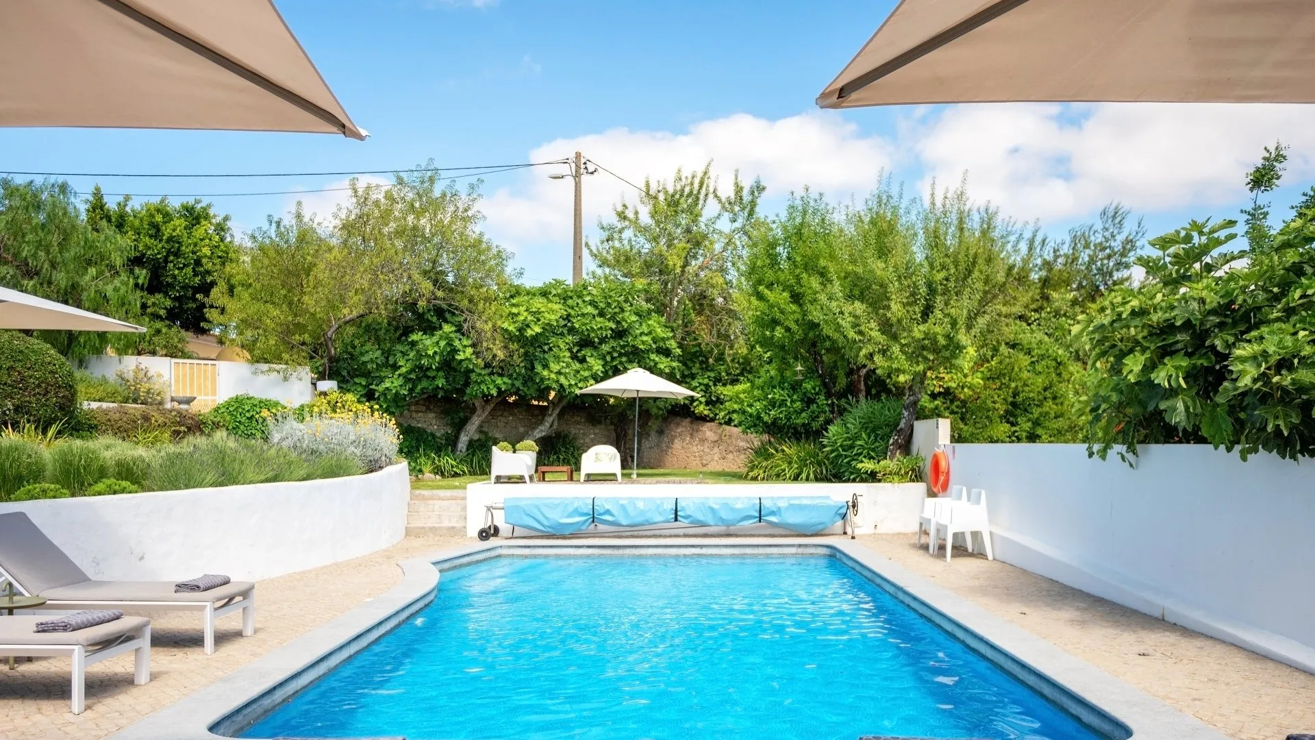 Yaku Pools and Construction - San Fernando Valley photo 11