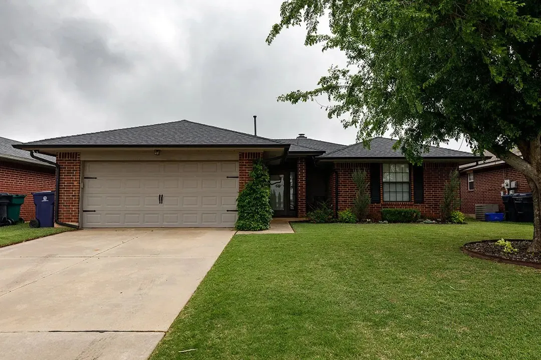 J & M Roofing & Exteriors photo 2