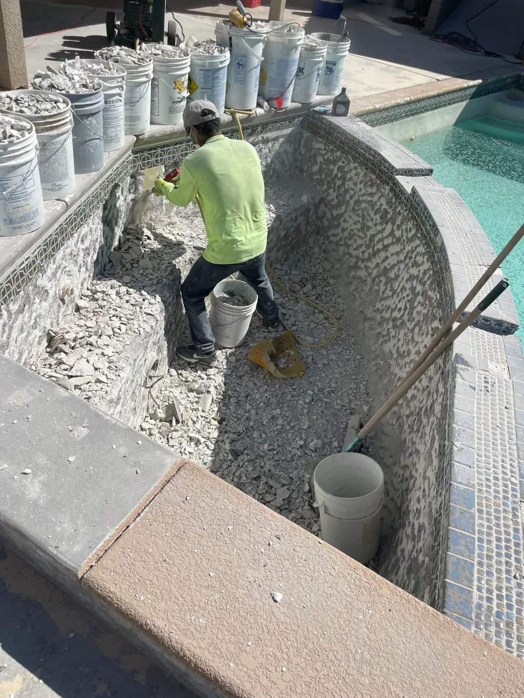 Big Blue Pool & SPA photo 18