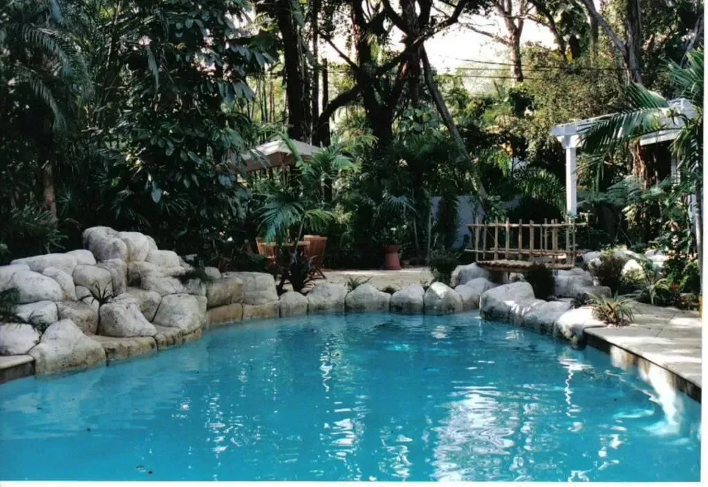 Artistic Pools and Waterfalls photo 3