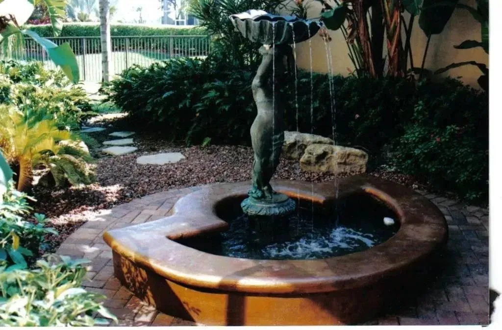 Artistic Pools and Waterfalls photo 10