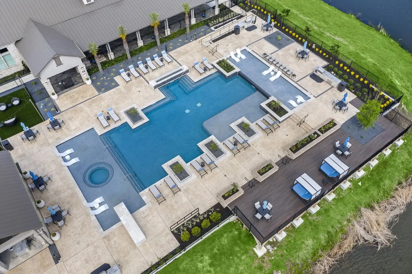 Watts Pool Company photo 12