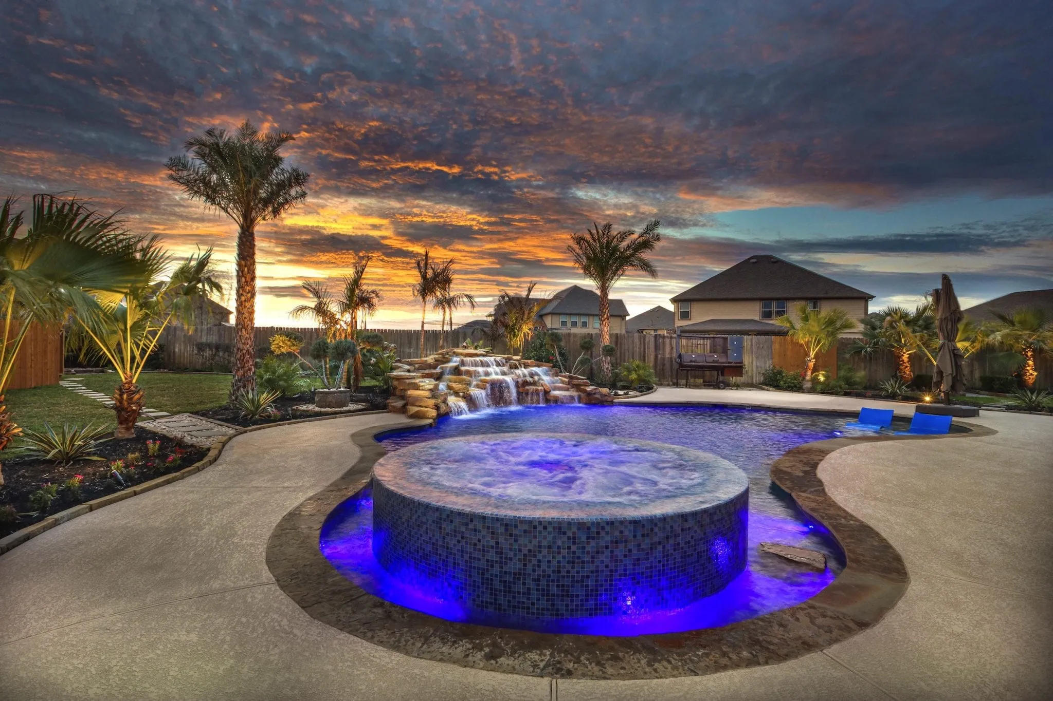 J's Pools & Spas photo 3