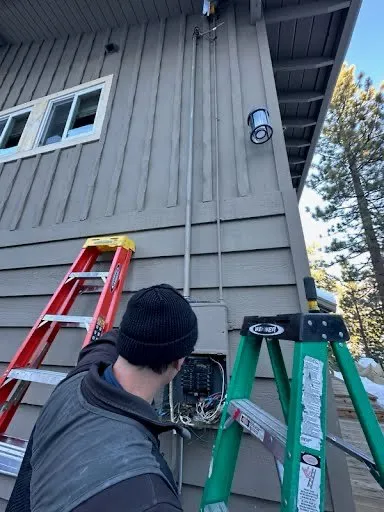 Apex Electric and Lighting LLC photo 2