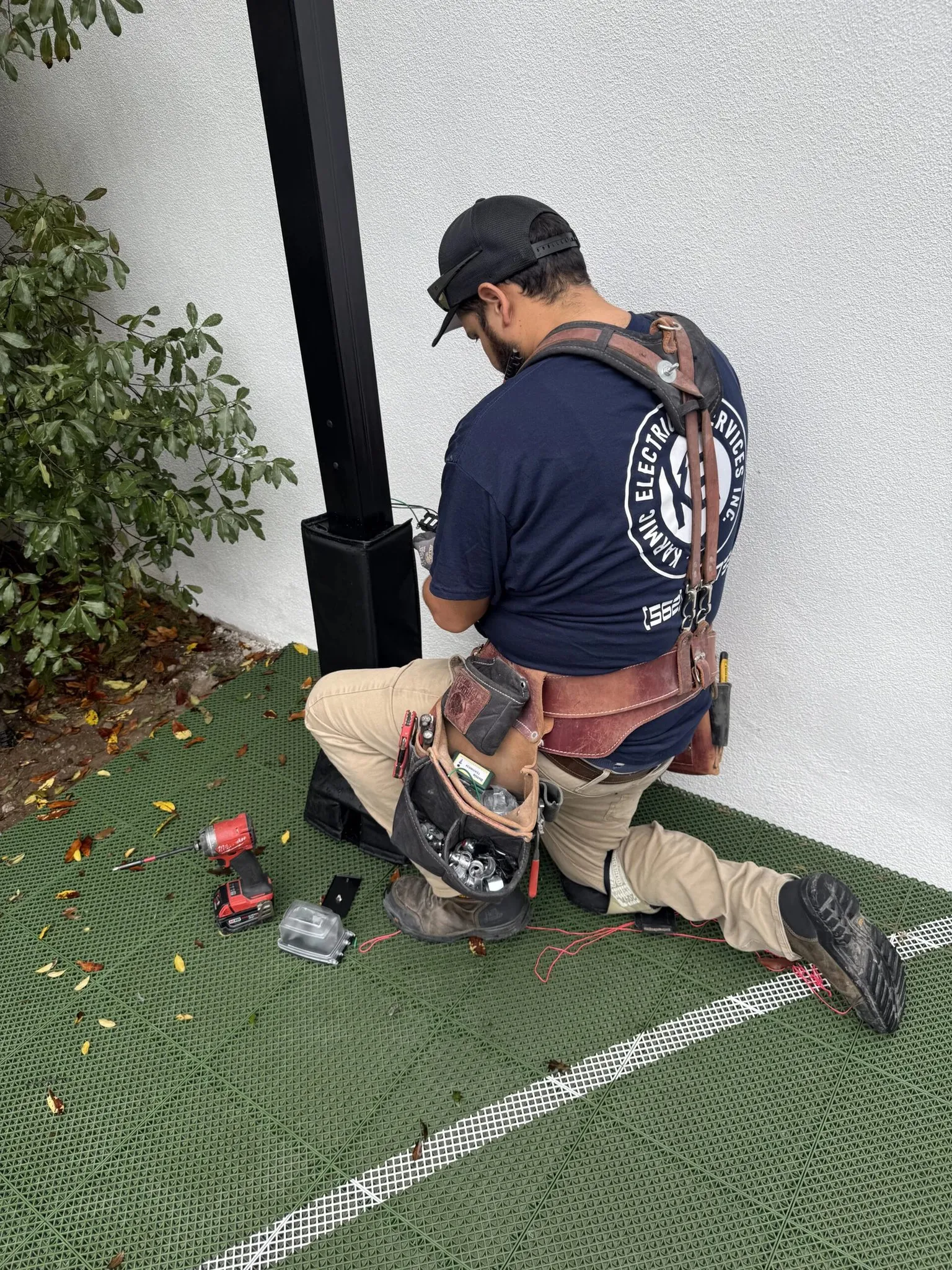 Karmic Electrical photo 14