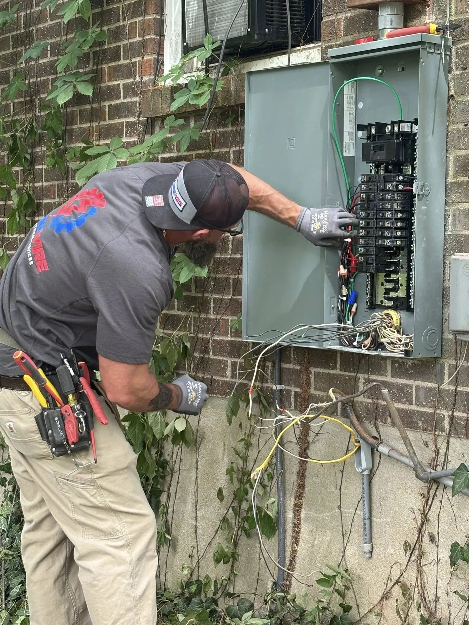 Hardwire Electric - Louisville's Most Affordable Electric Company photo 9