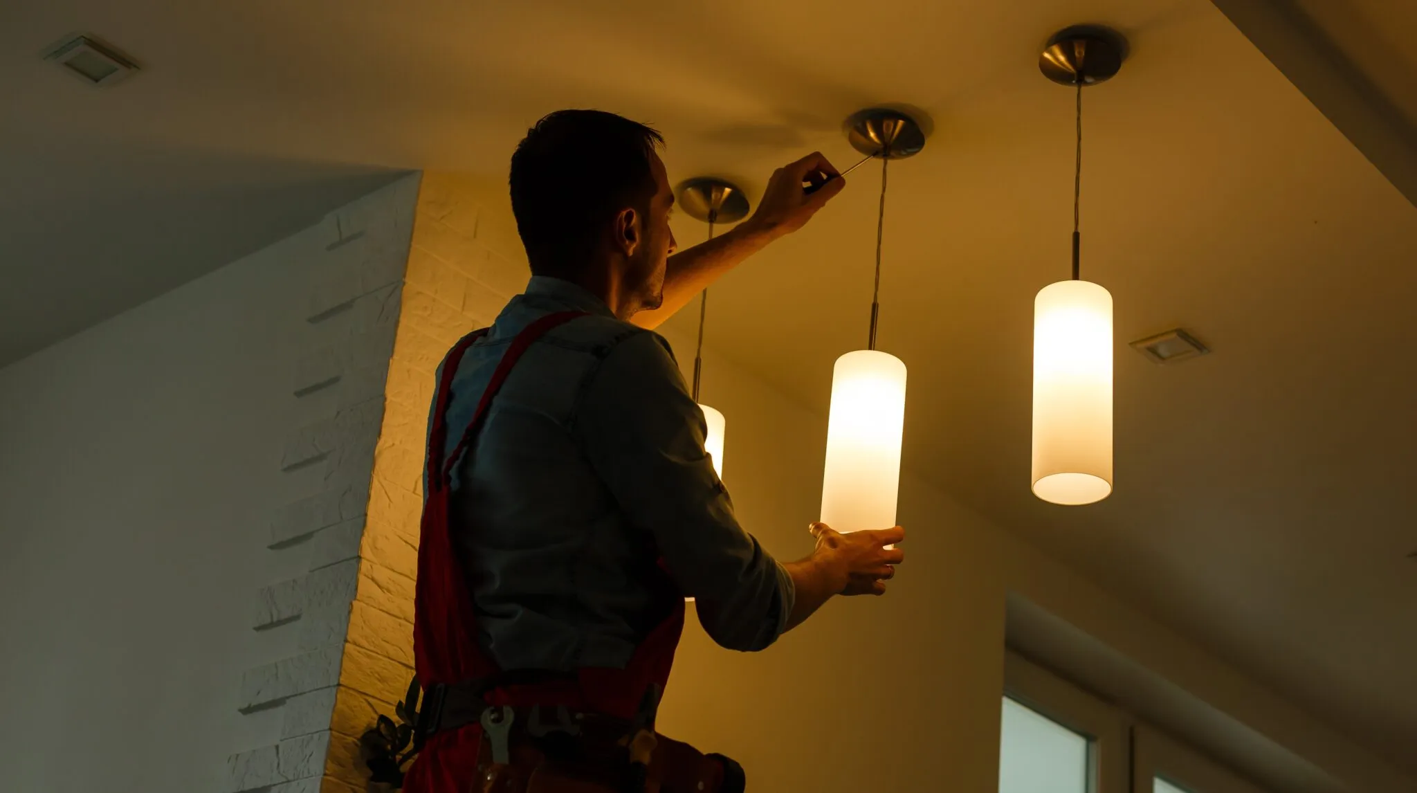 Arthur Gordon Electric photo 6