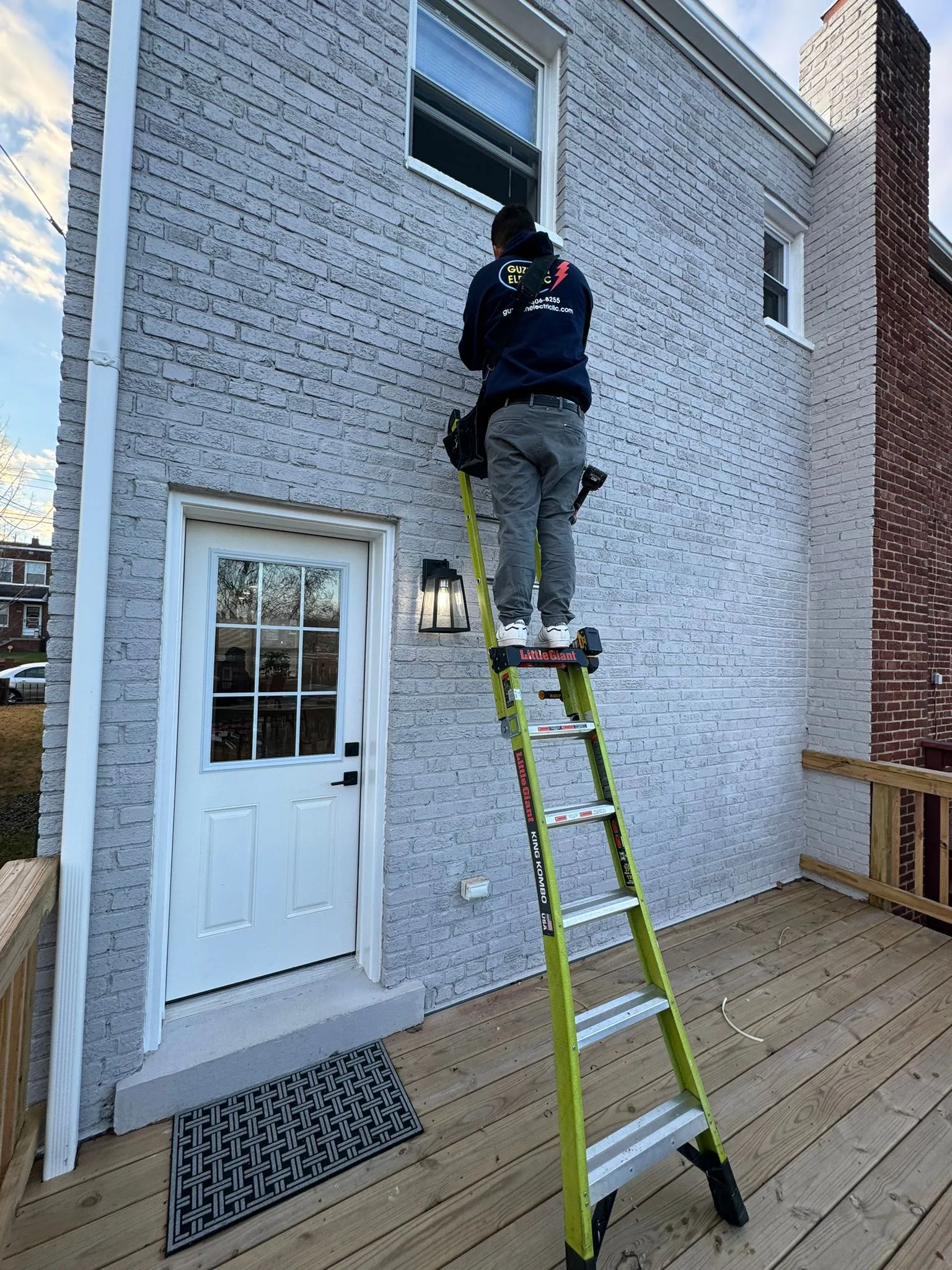 GUZMAN ELECTRIC LLC - ARLINGTON photo 3