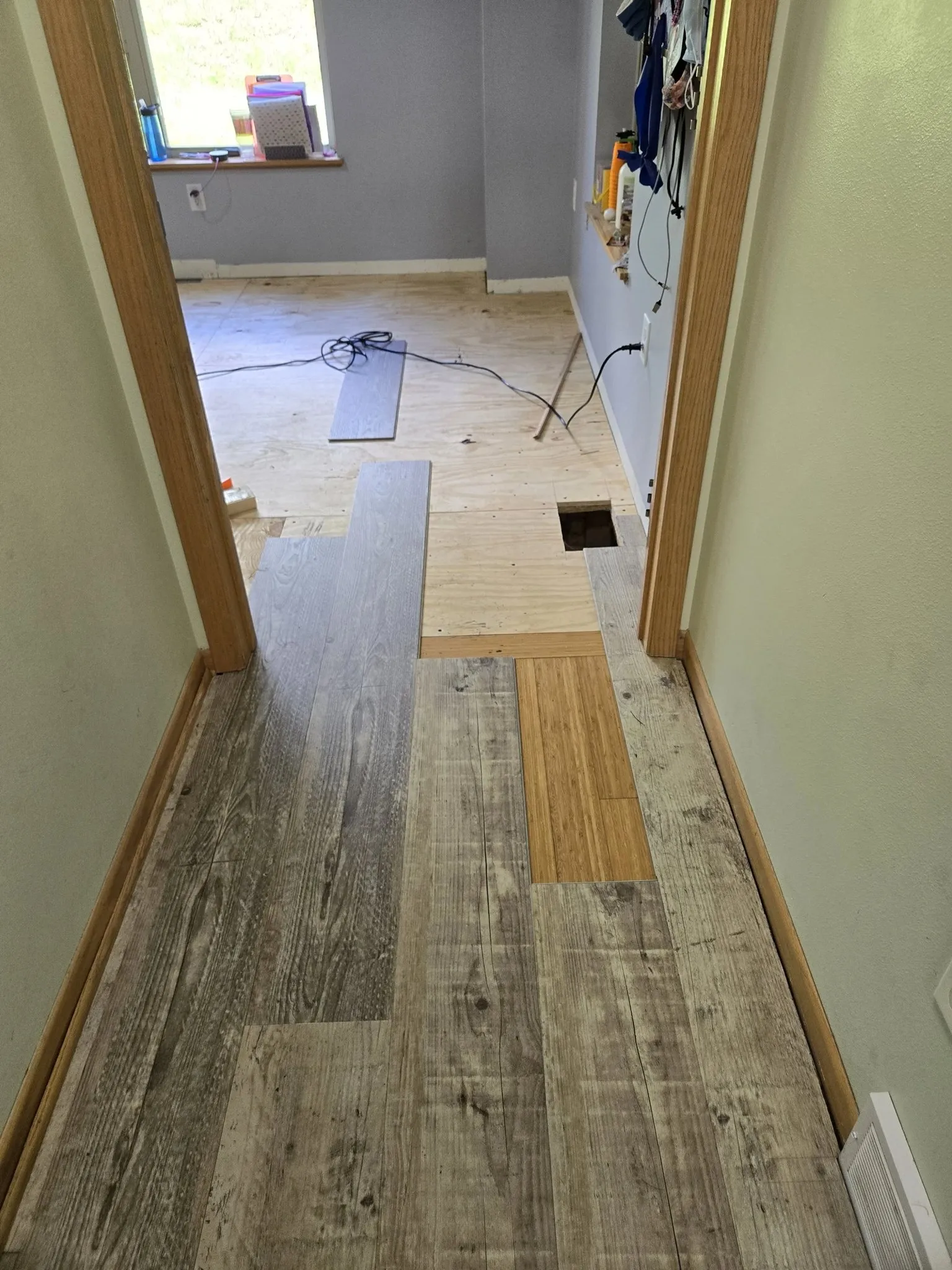 Floor-To-Ceiling Handyman photo 14