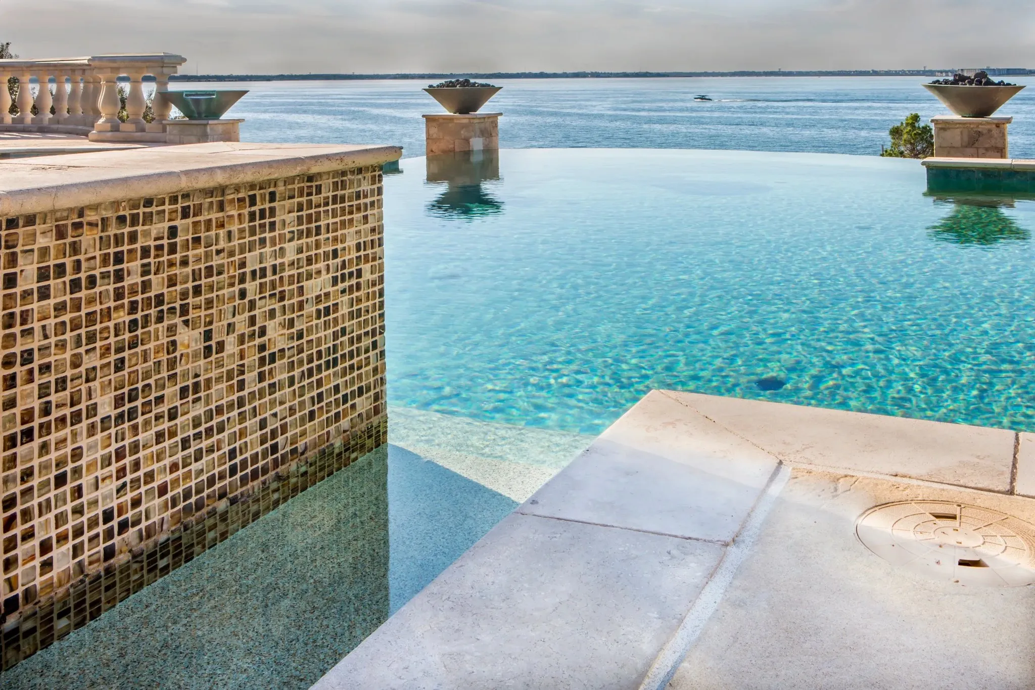 FG Pools LLC photo 4