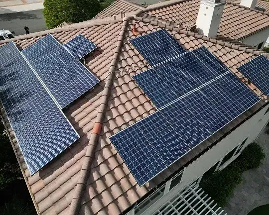 CASAS ROOF INC photo 15