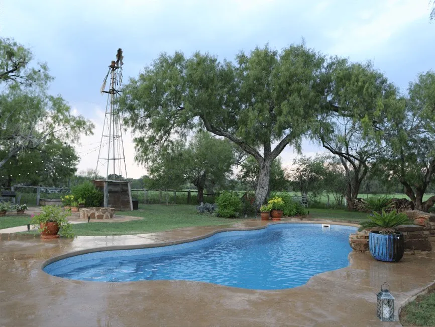 Gary's Pool and Patio photo 9