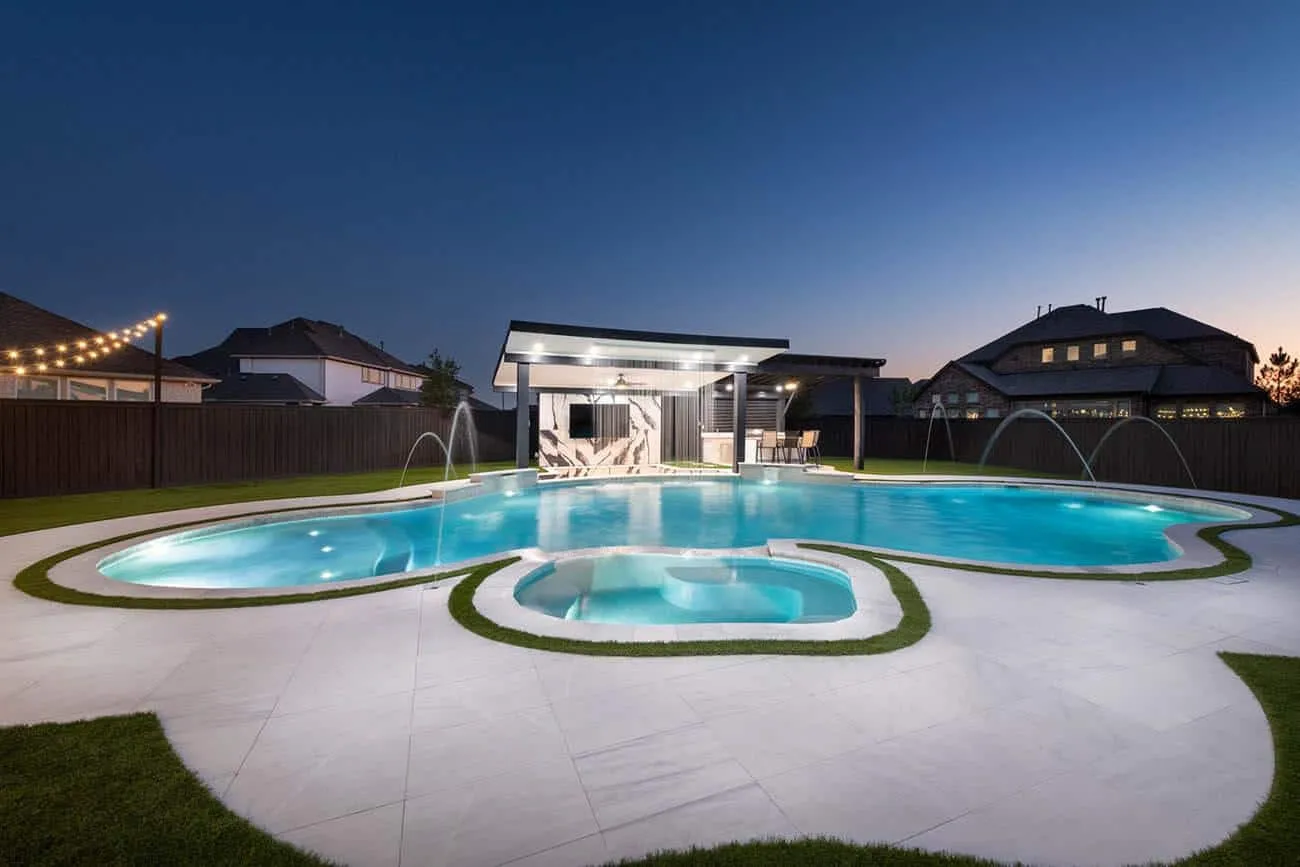 Avree Custom Pools photo 12