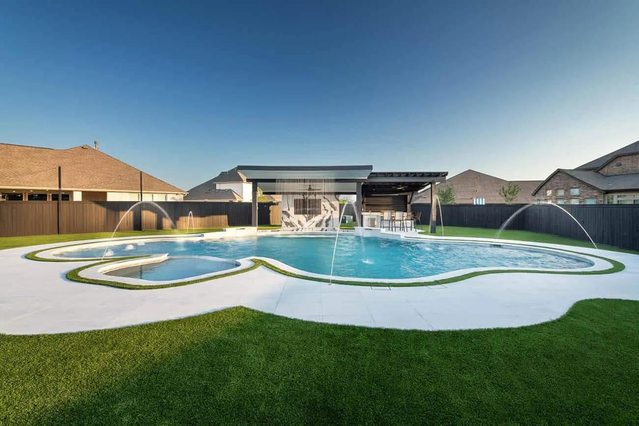 Avree Custom Pools photo 10