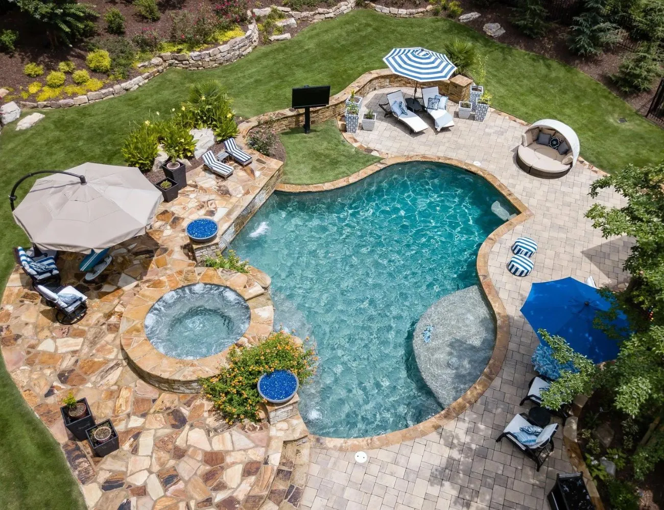 Hilltop Pools And Spas, Inc. photo 9