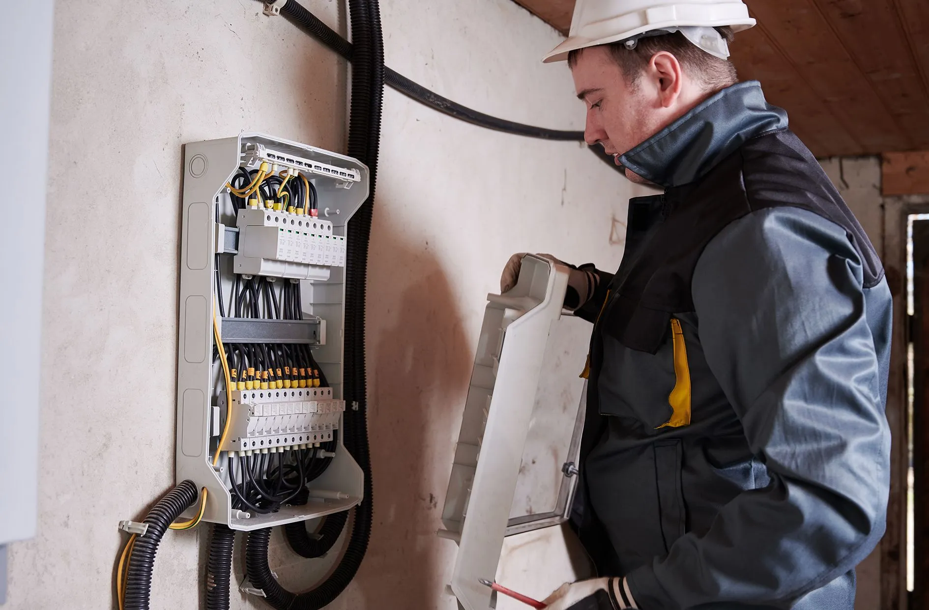 Ochoa Electric photo 3