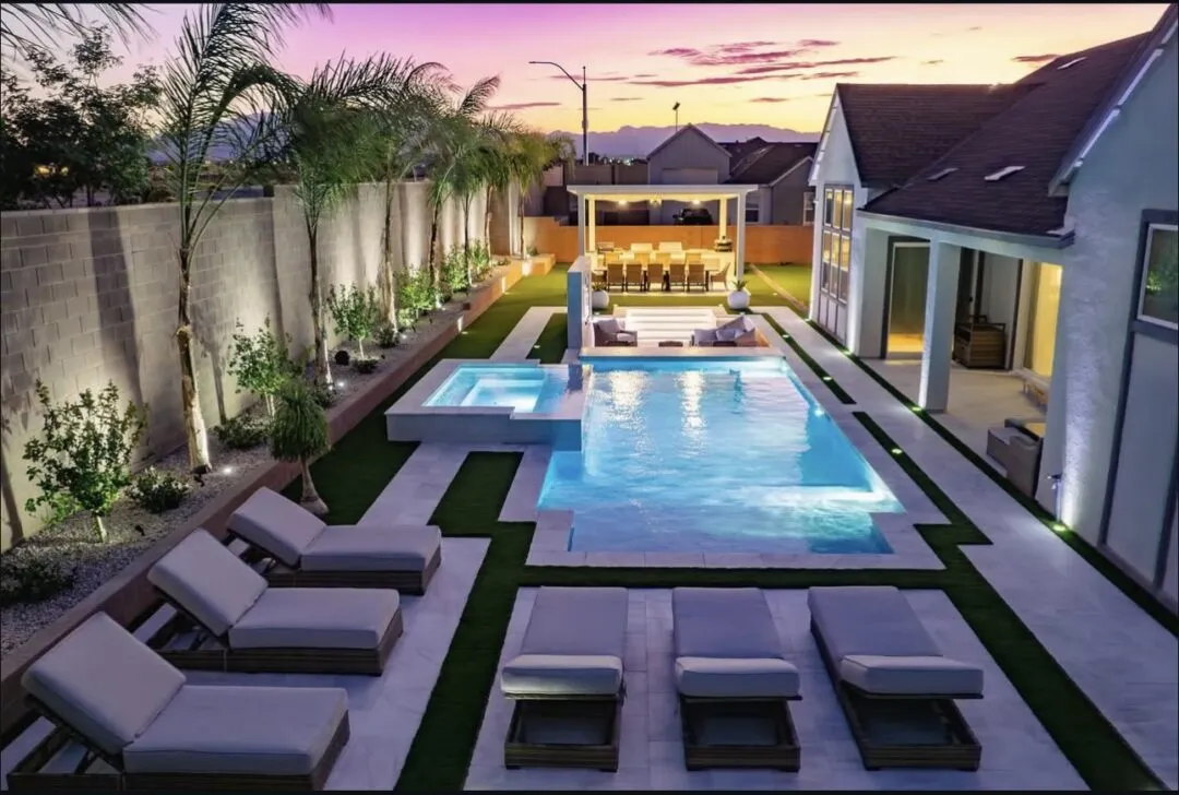 Pools R Us LLC photo 8