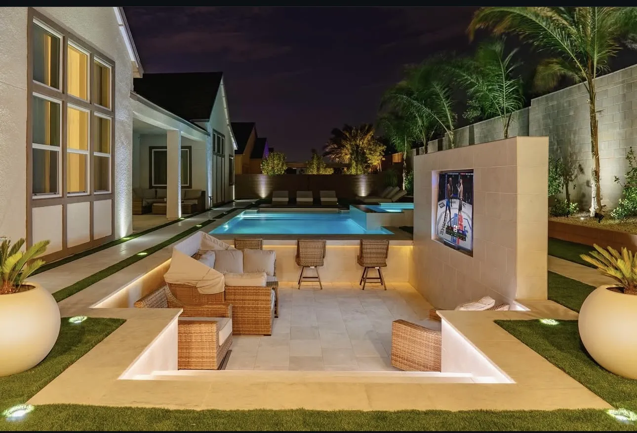 Pools R Us LLC photo 3