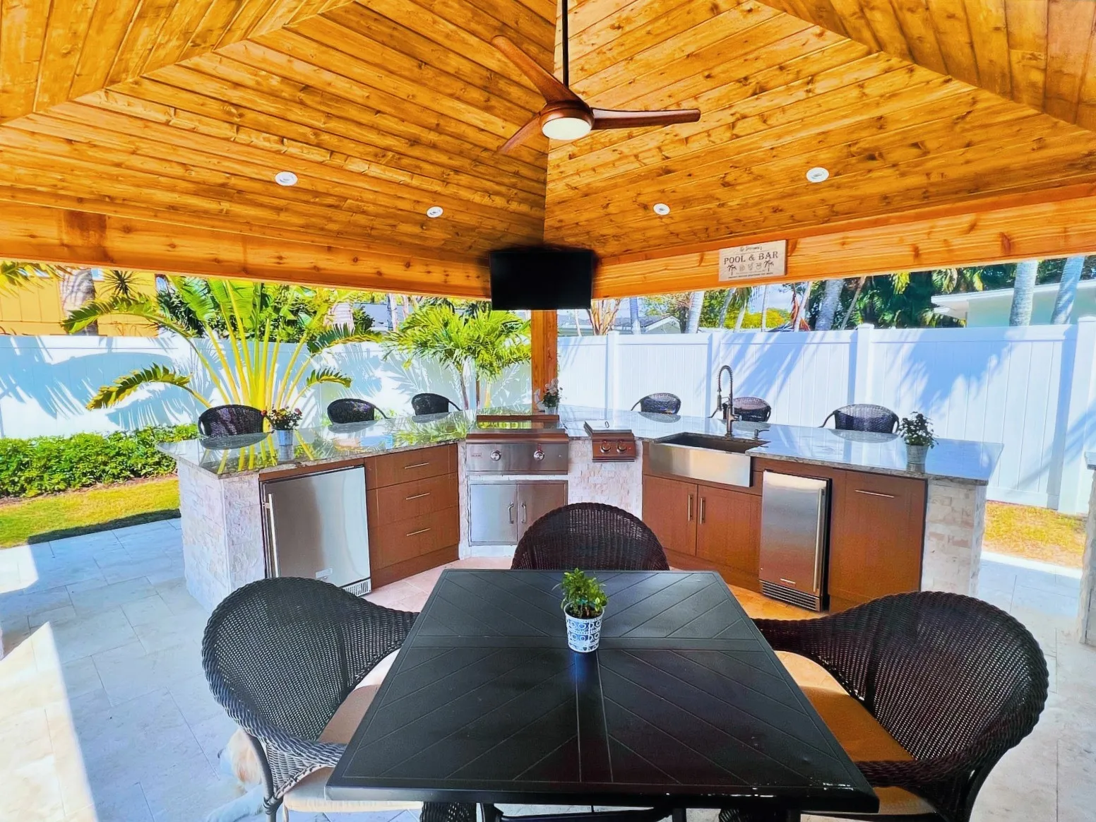 Island Way Pools photo 4