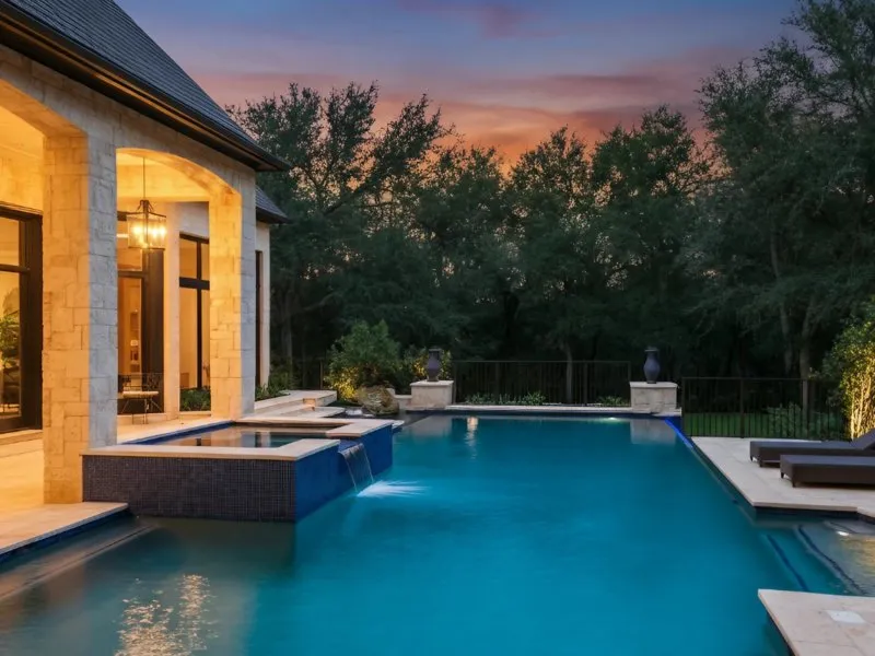 Infinity Pools photo 17