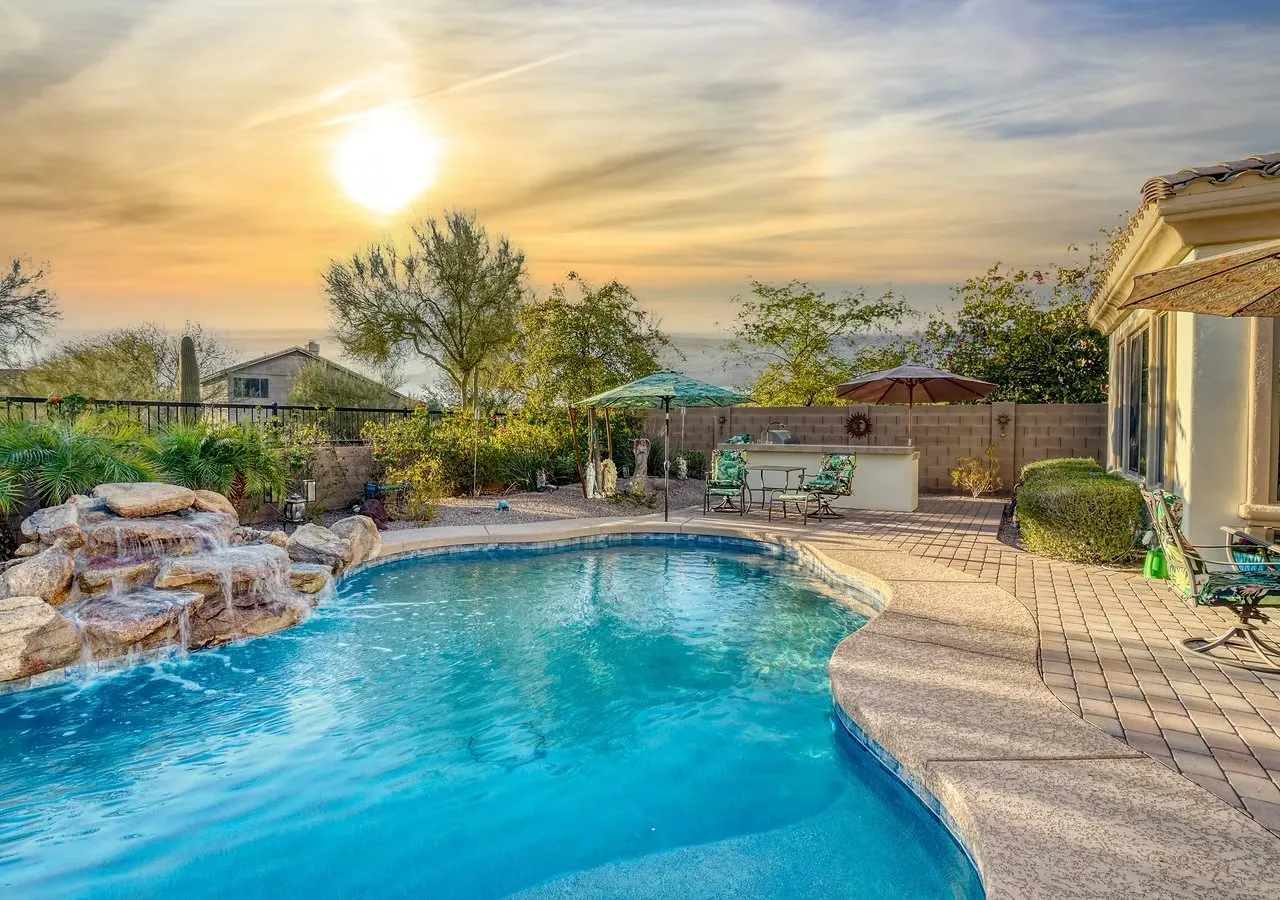 Rebel Resurface photo 4