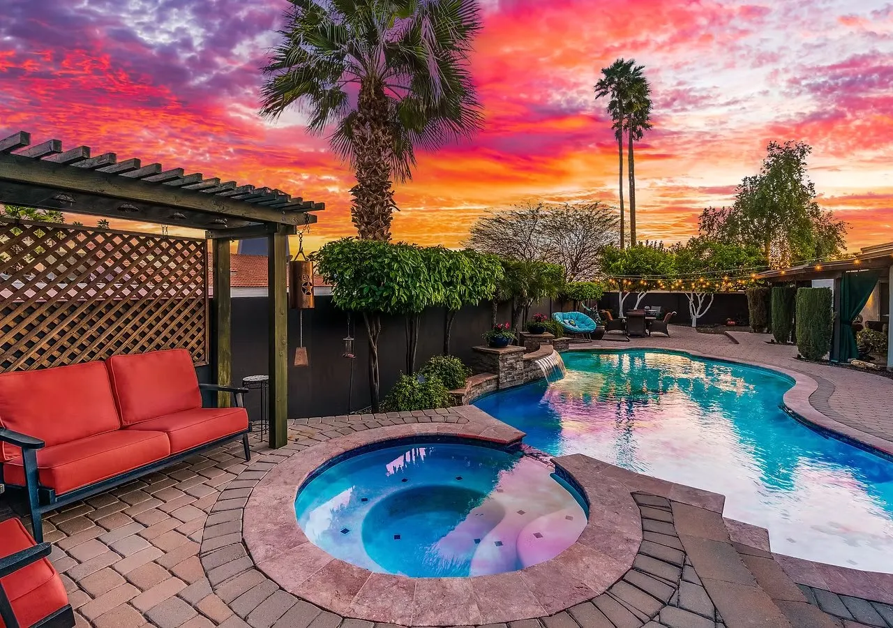 Rebel Resurface photo 1