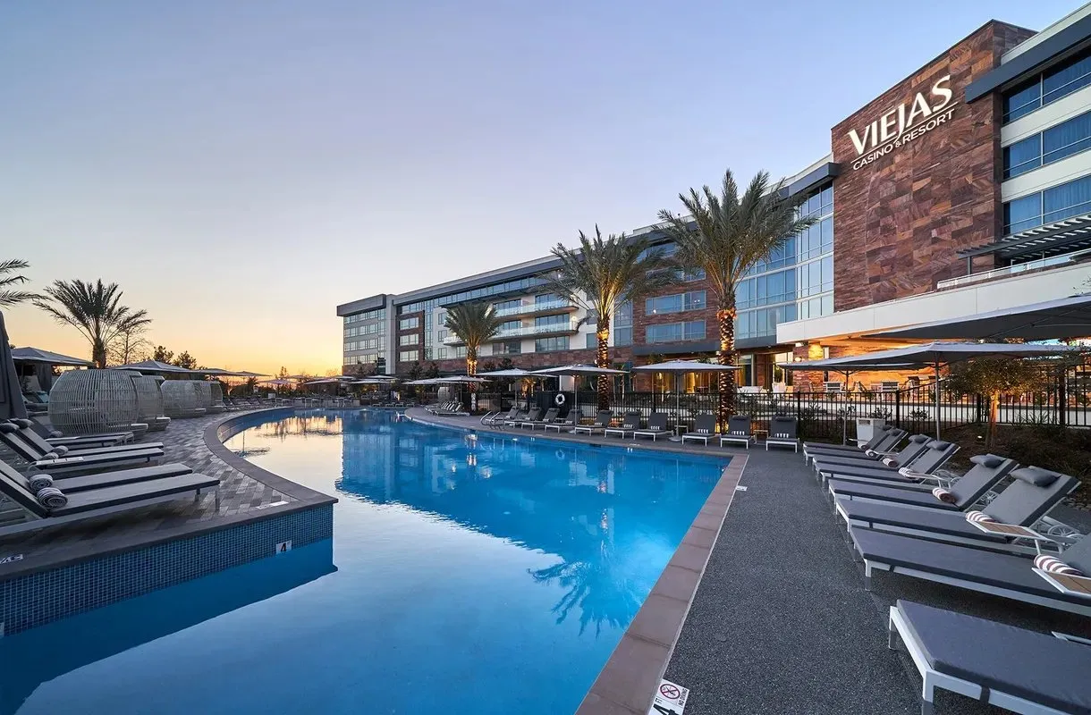 Blue Moon Pools Inc photo 8