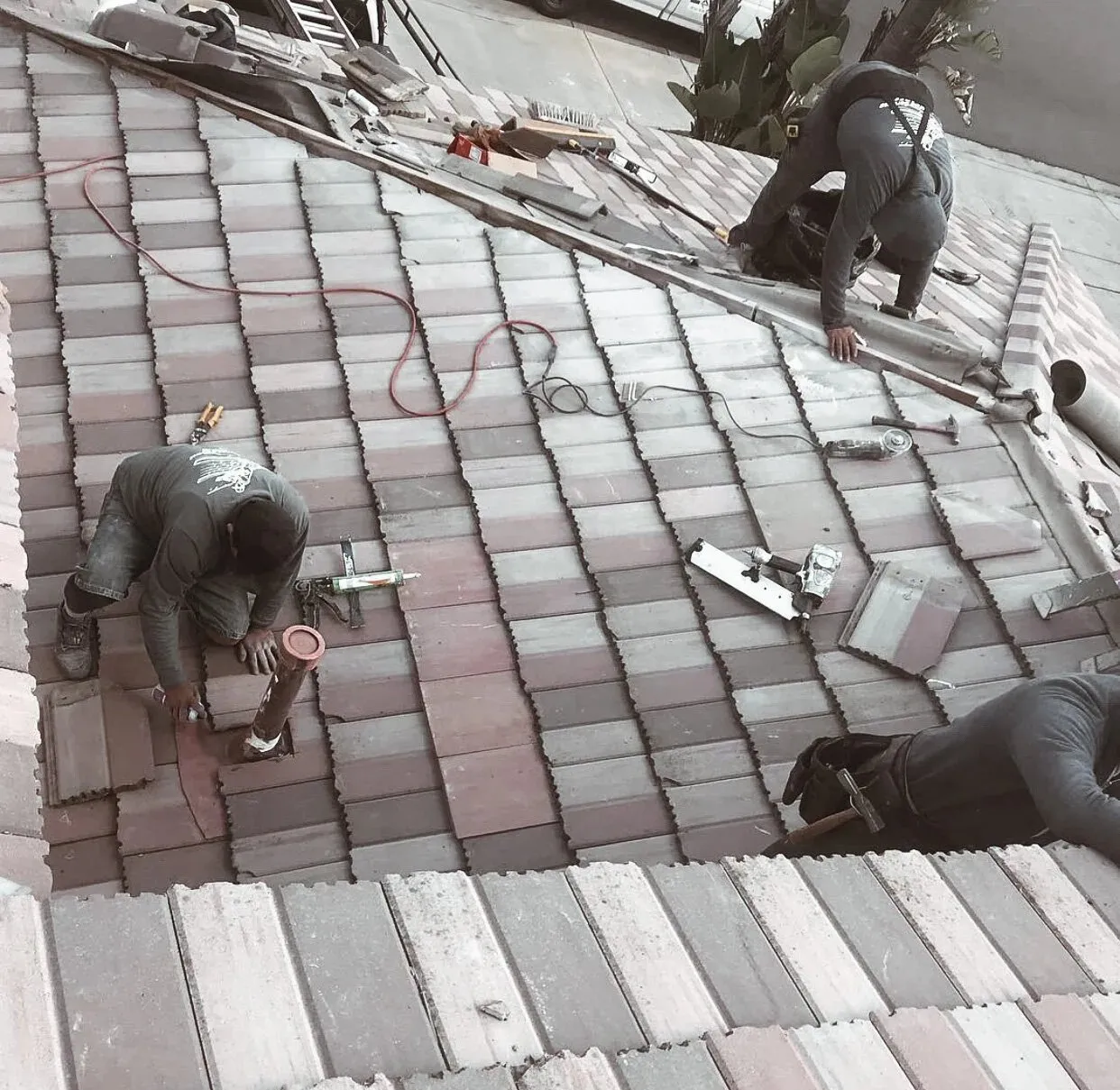 Chavez Roofing Services Inc photo 3