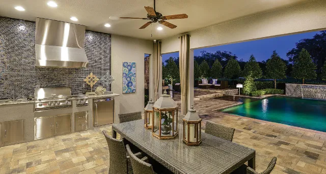 Holland Pools and Spas, LLC photo 1