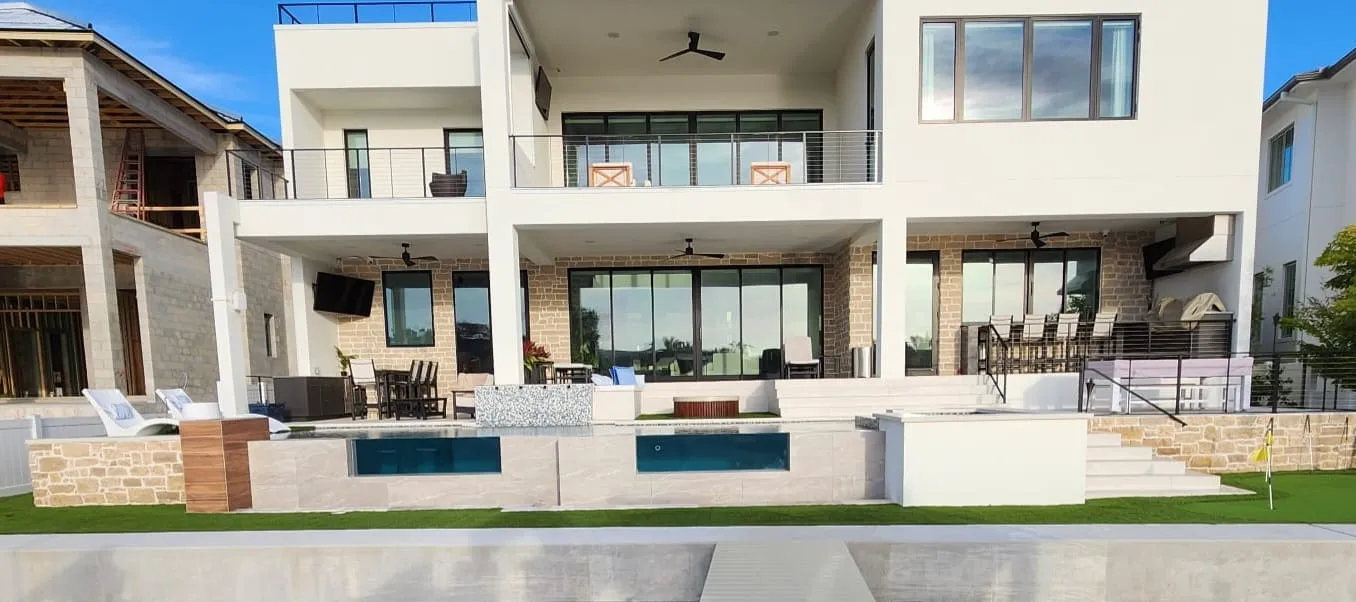 Ultra Custom Group photo 15